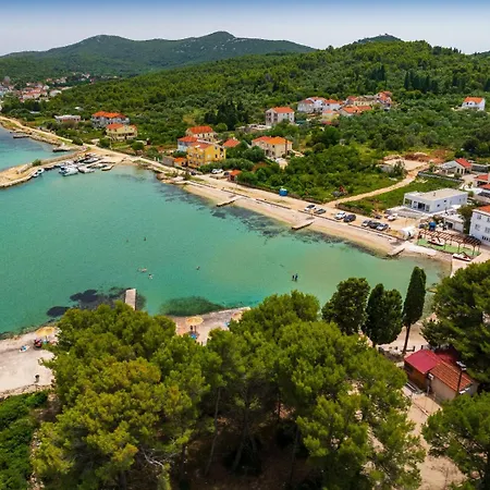 Mokra With Private Pool Ždrelac