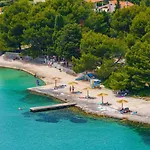 Сasa de vacaciones Mokra With Private Pool *