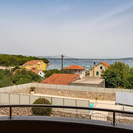 Mokra With Private Pool Ždrelac